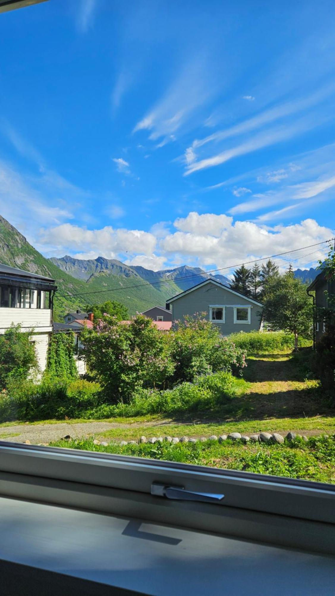 The Northern House Gryllefjord Luaran gambar